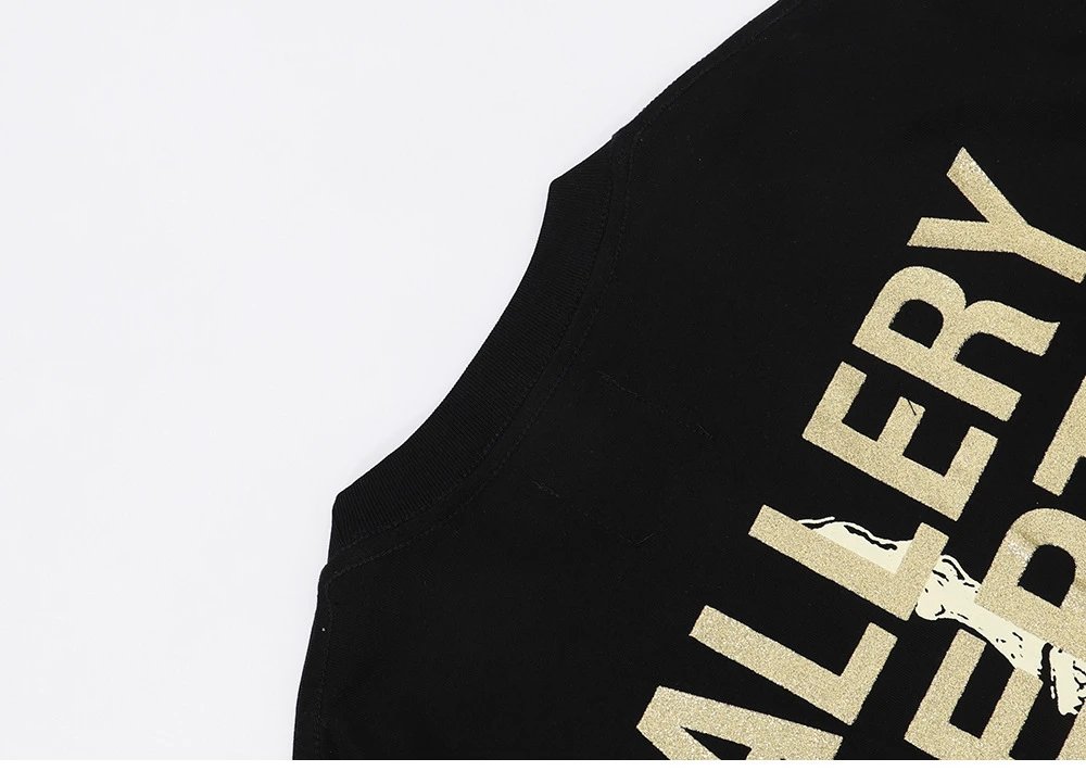 Gallery Dept Skull Hand Gold Tee Black - Gallery Image 7 - Detailed View