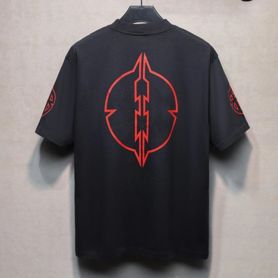 Unisex Loose Fit Rock Graphic T-Shirt, Summer, Onyx & Scarlet - Gallery Image 2 - Detailed View