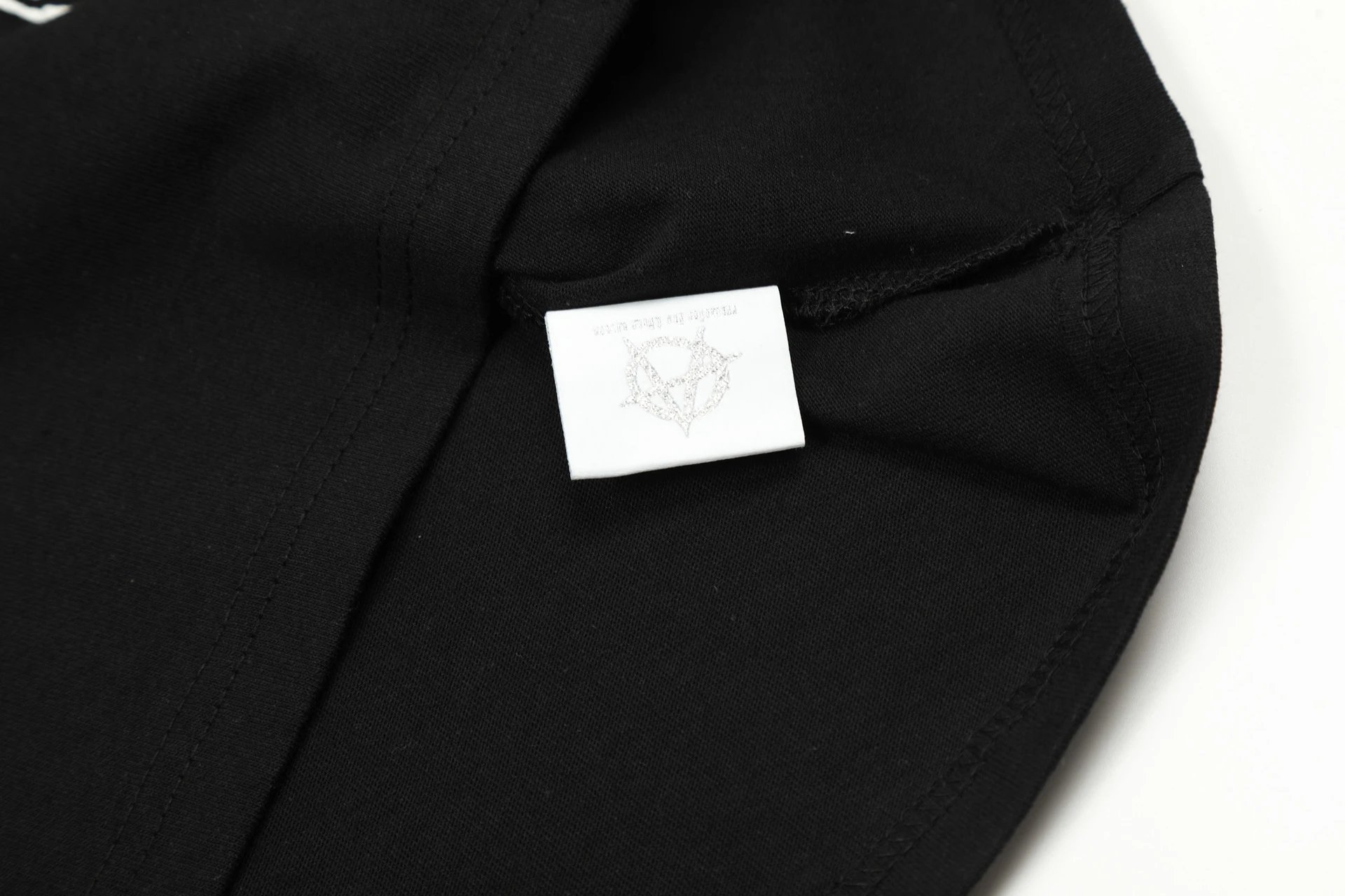 Street Style Graphic Cotton Tee Off White - Gallery Image 13 - Detailed View