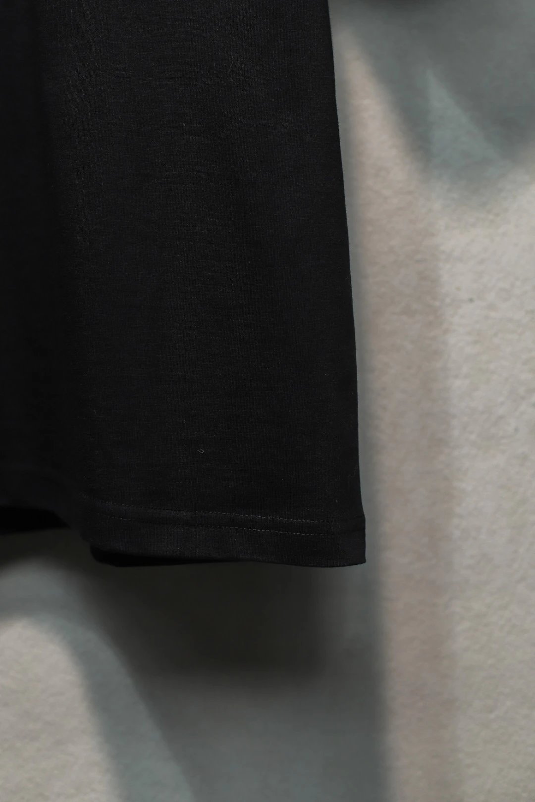 Casual Letter Print Cotton Tee Unisex Top Onyx - Gallery Image 7 - Detailed View