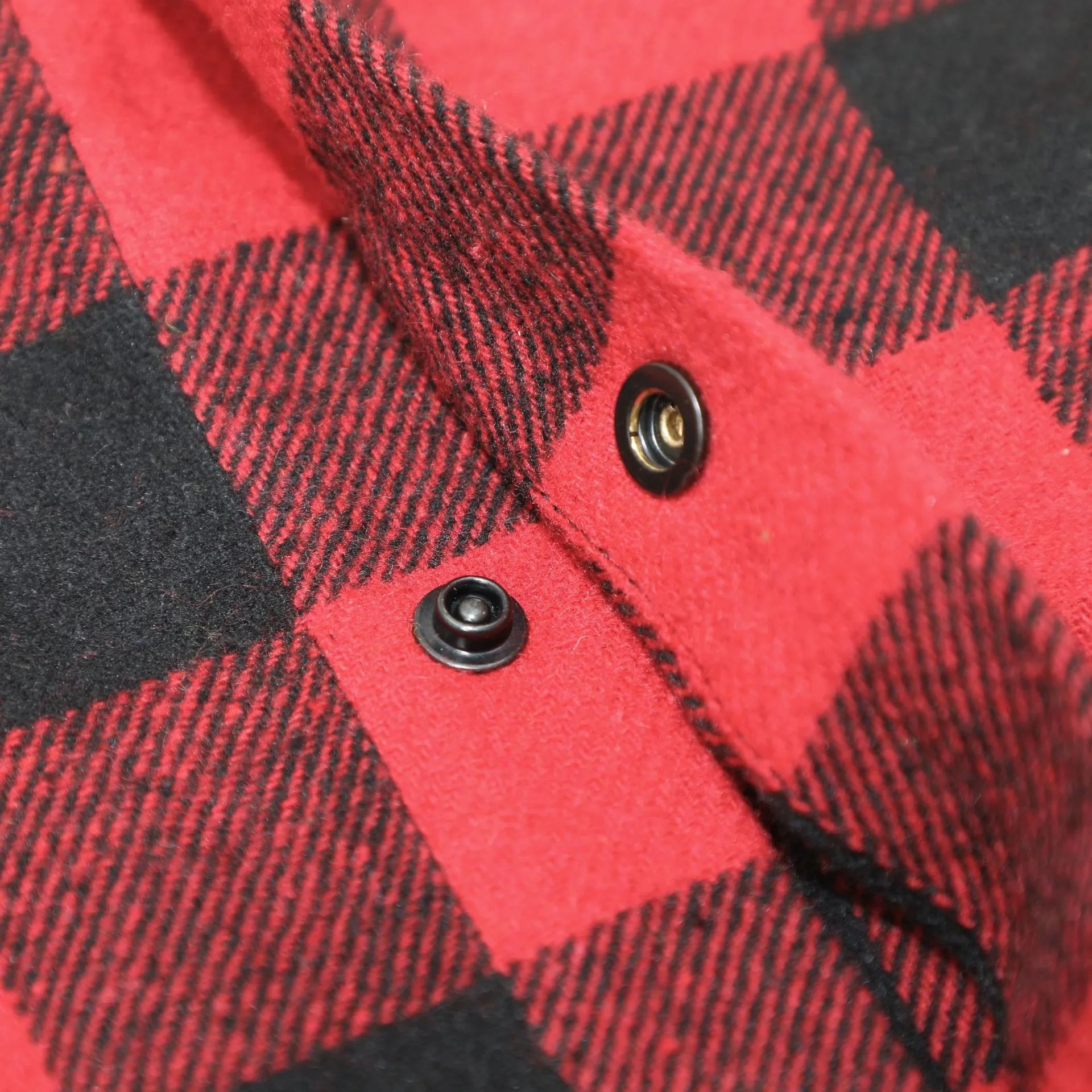 Plaid Flannel Shirt Unisex Casual Outerwear - Scarlet - Gallery Image 7 - Detailed View