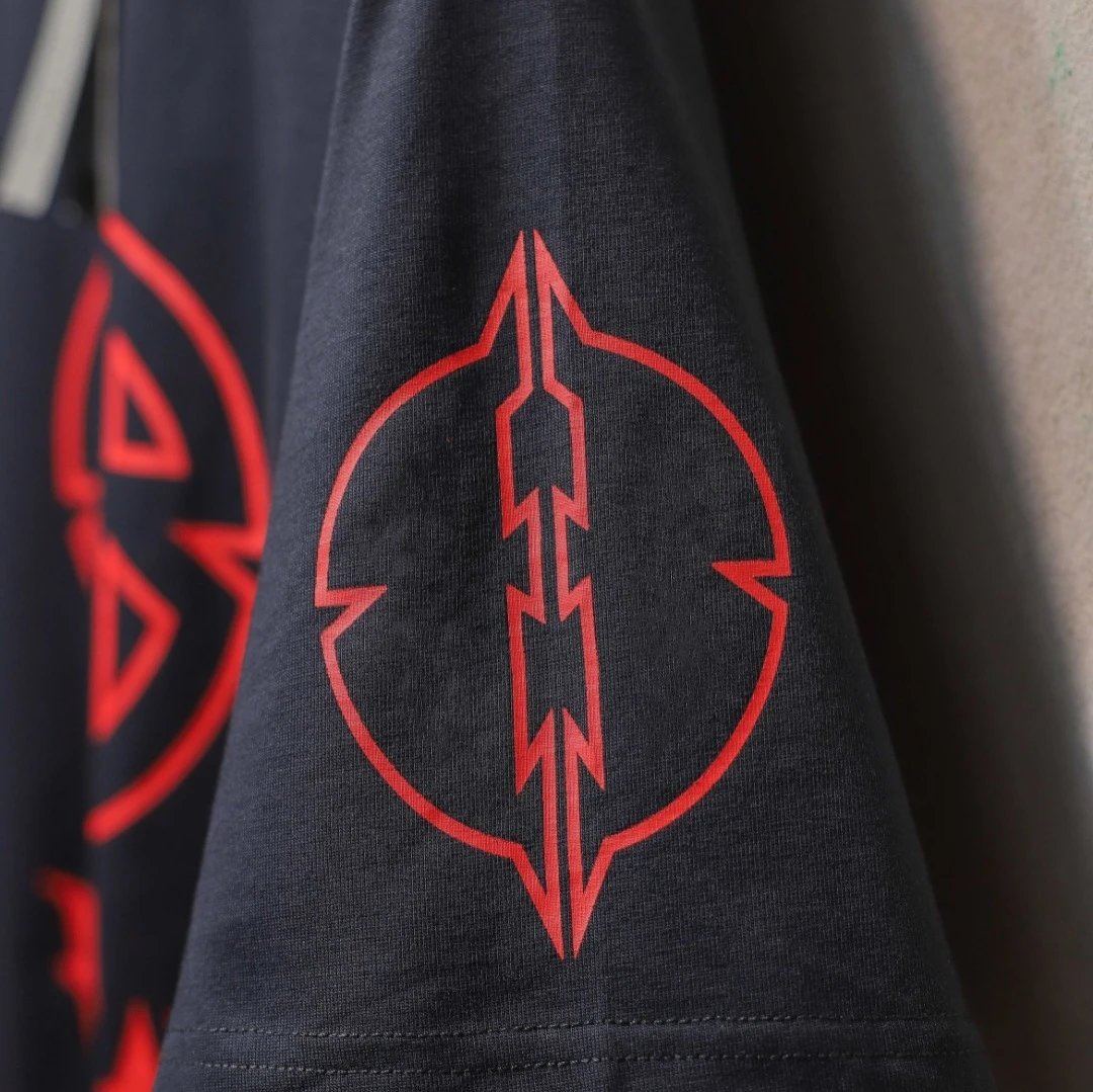 Unisex Loose Fit Rock Graphic T-Shirt, Summer, Onyx & Scarlet - Gallery Image 4 - Detailed View