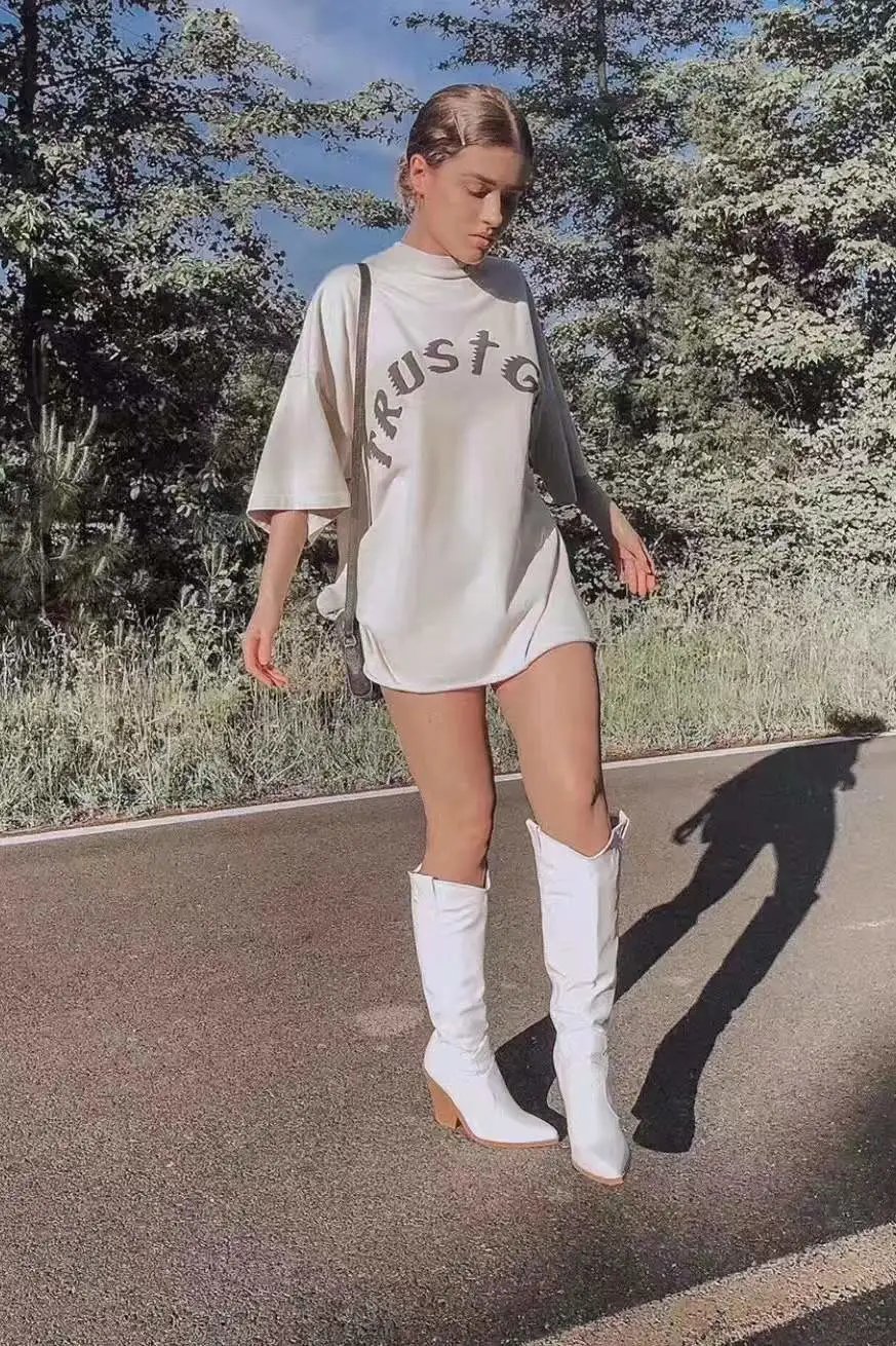 Unisex Hip-Hop Tee Beige - Gallery Image 11 - Detailed View