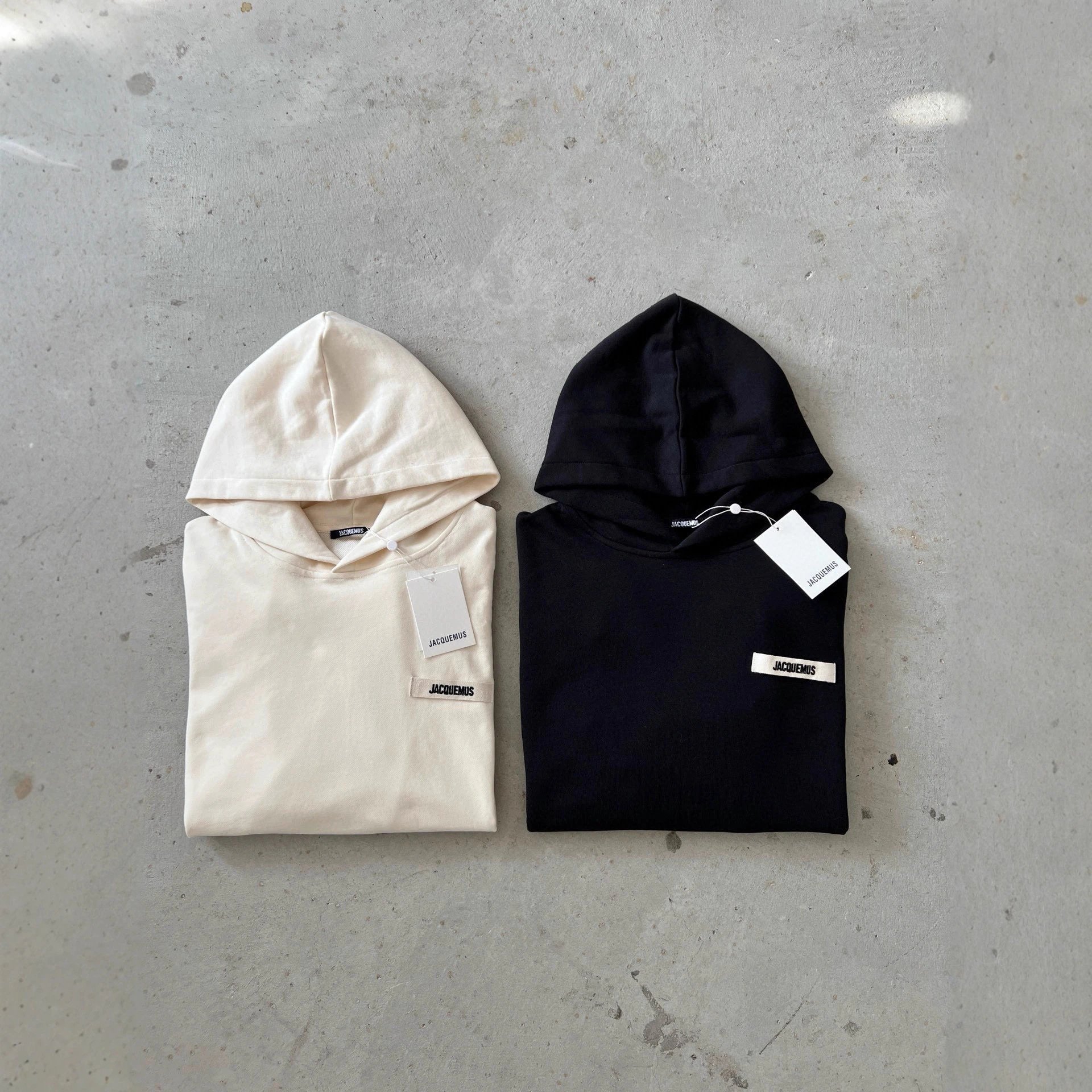 Jacquemus Embroidered Logo Hoodie Multicolor - Gallery Image 3 - Detailed View