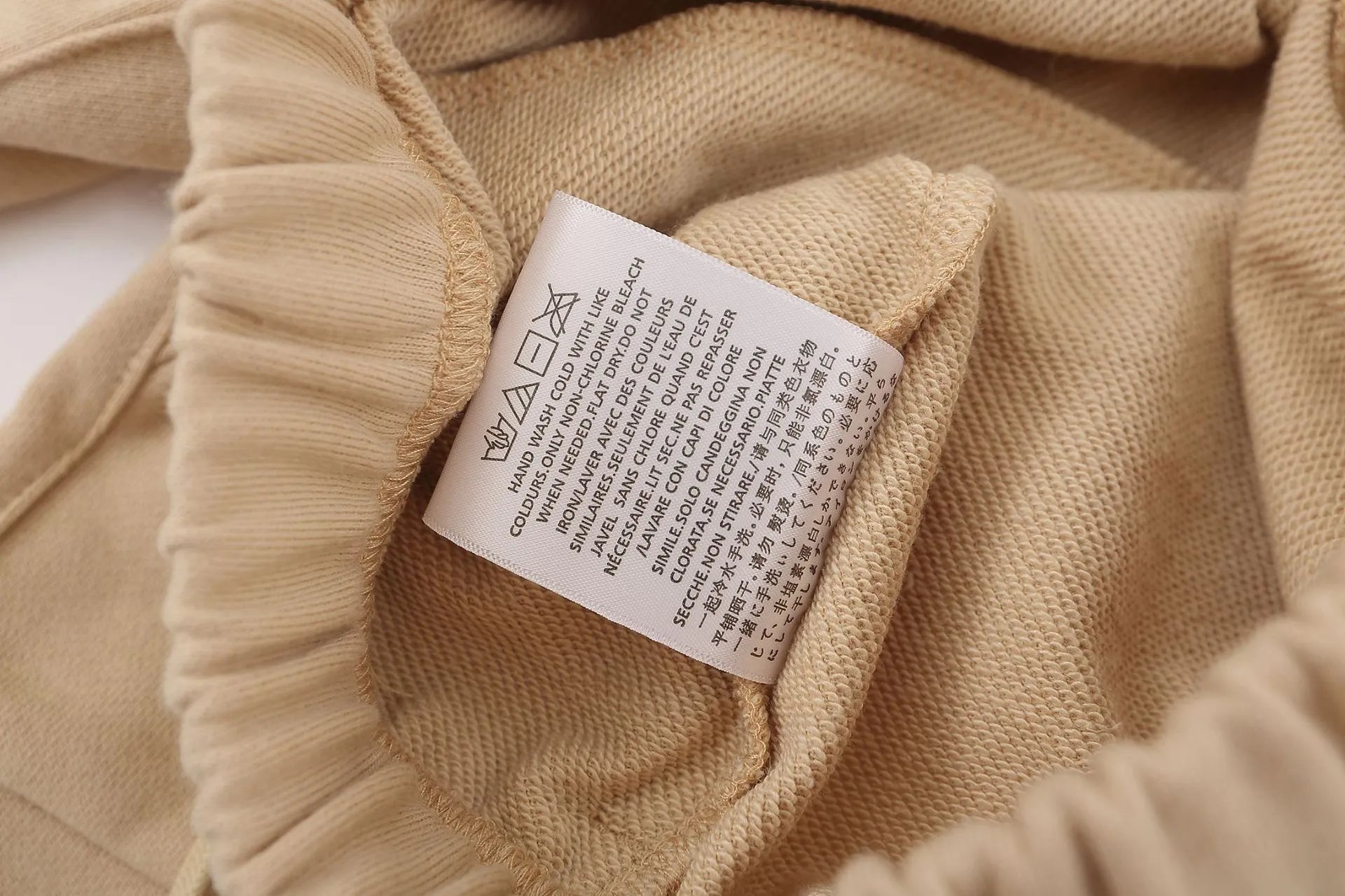 High Street Relaxed Shorts Espresso - Gallery Image 10 - Detailed View