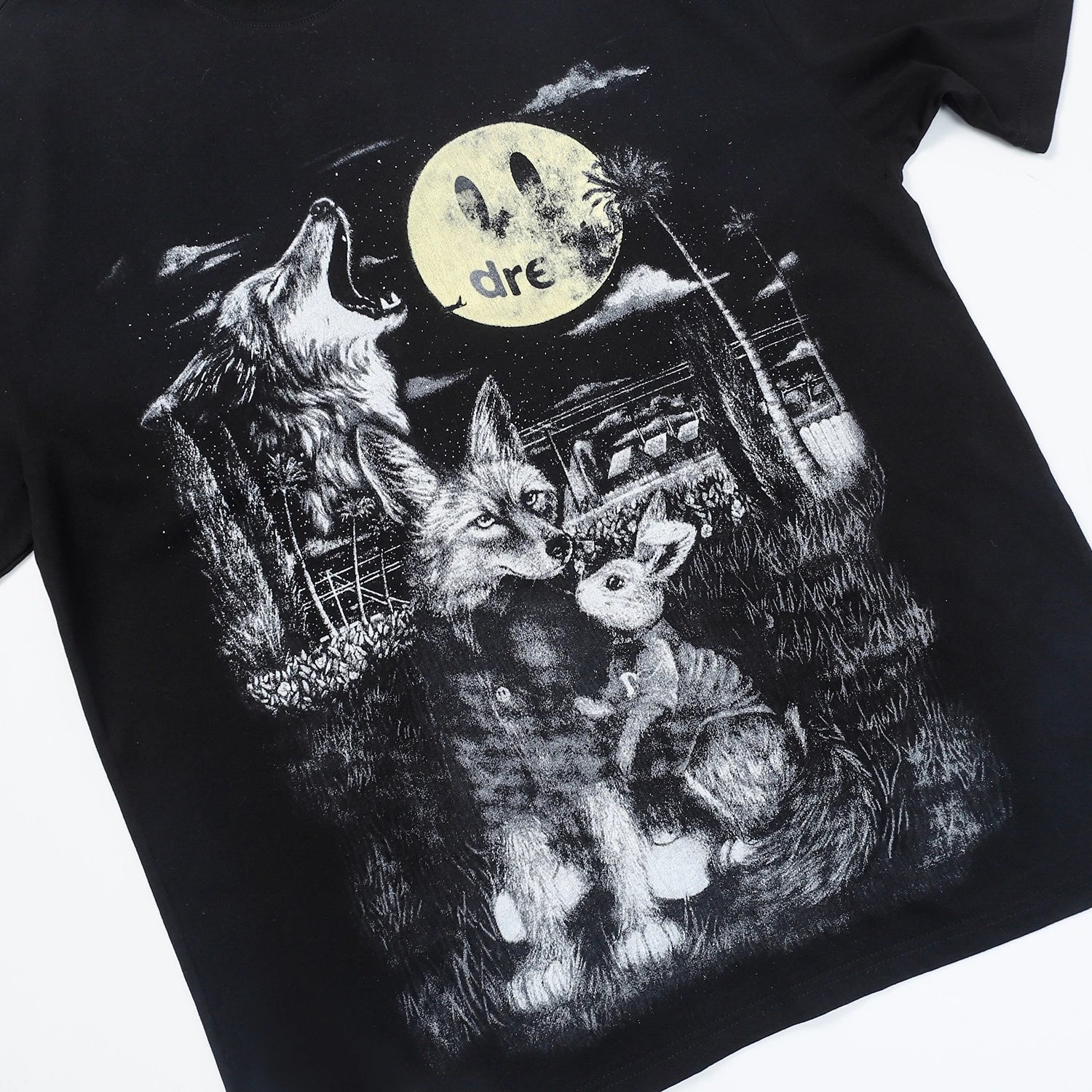 Vintage Washed Wolf Graphic Tee Charcoal - Gallery Image 3 - Detailed View
