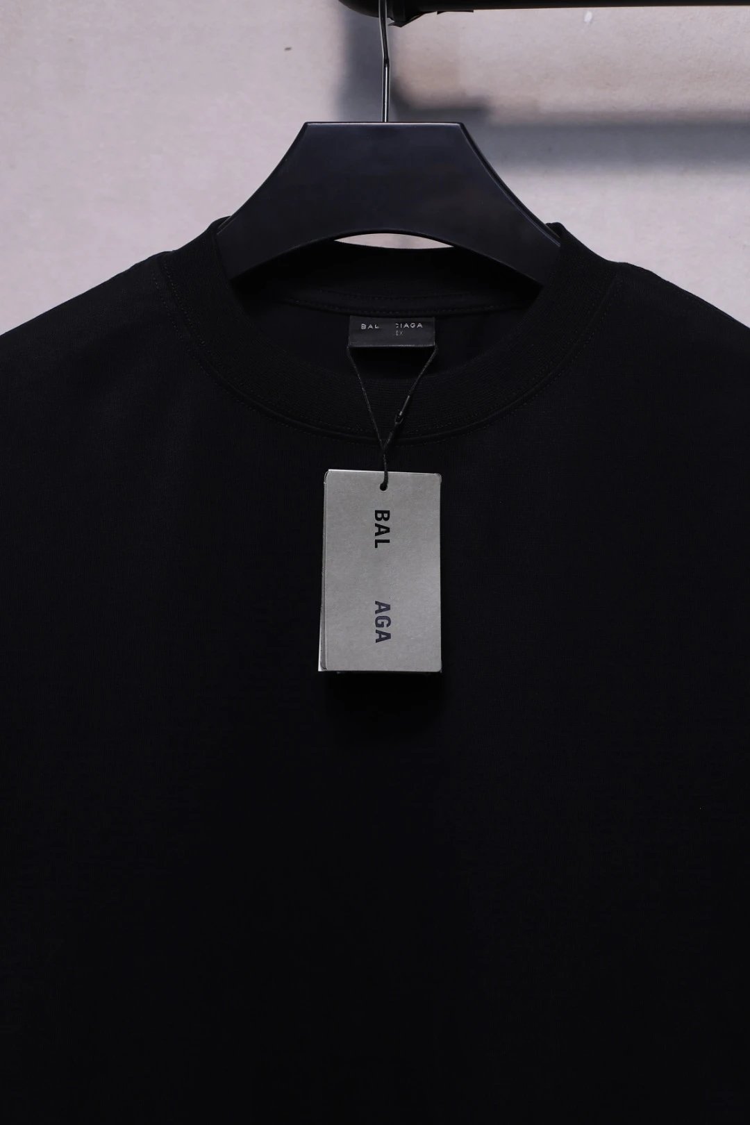 Balenciaga 25SS Micro Logo Black Tee - Gallery Image 5 - Detailed View
