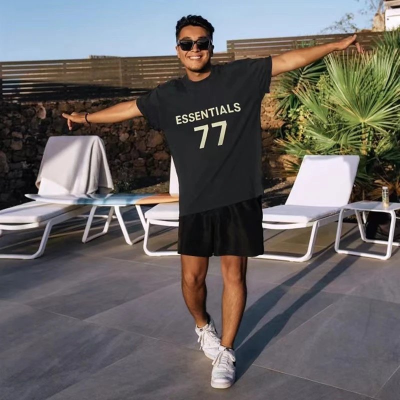 High-Street Tee Ivory - Gallery Image 14 - Detailed View