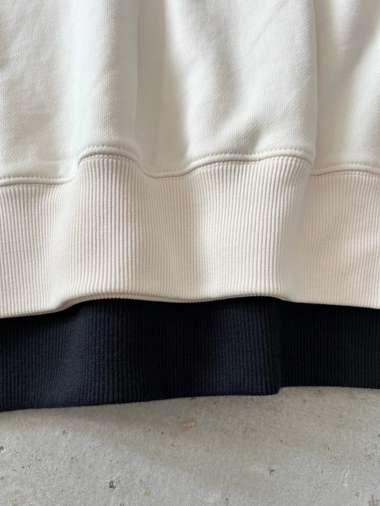 Jacquemus Embroidered Logo Hoodie Multicolor - Gallery Image 9 - Detailed View