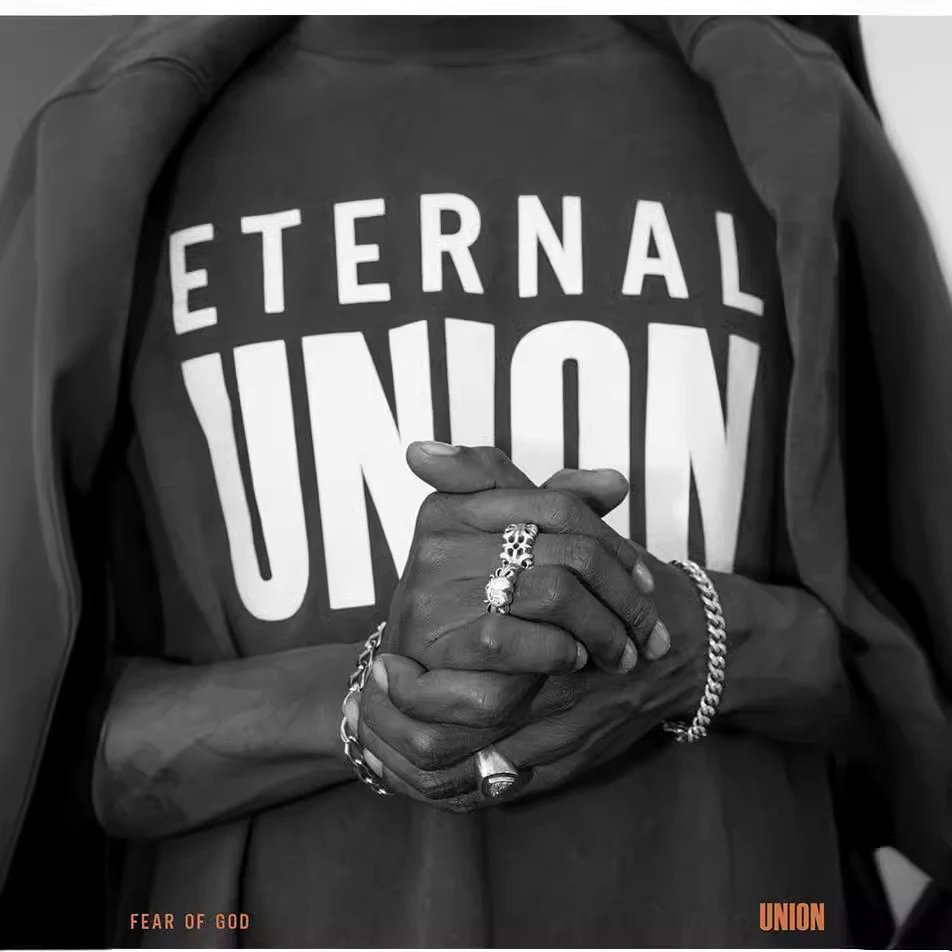 Vintage Graphic Washed Cotton Streetwear Tee Charcoal - Gallery Image 13 - Detailed View