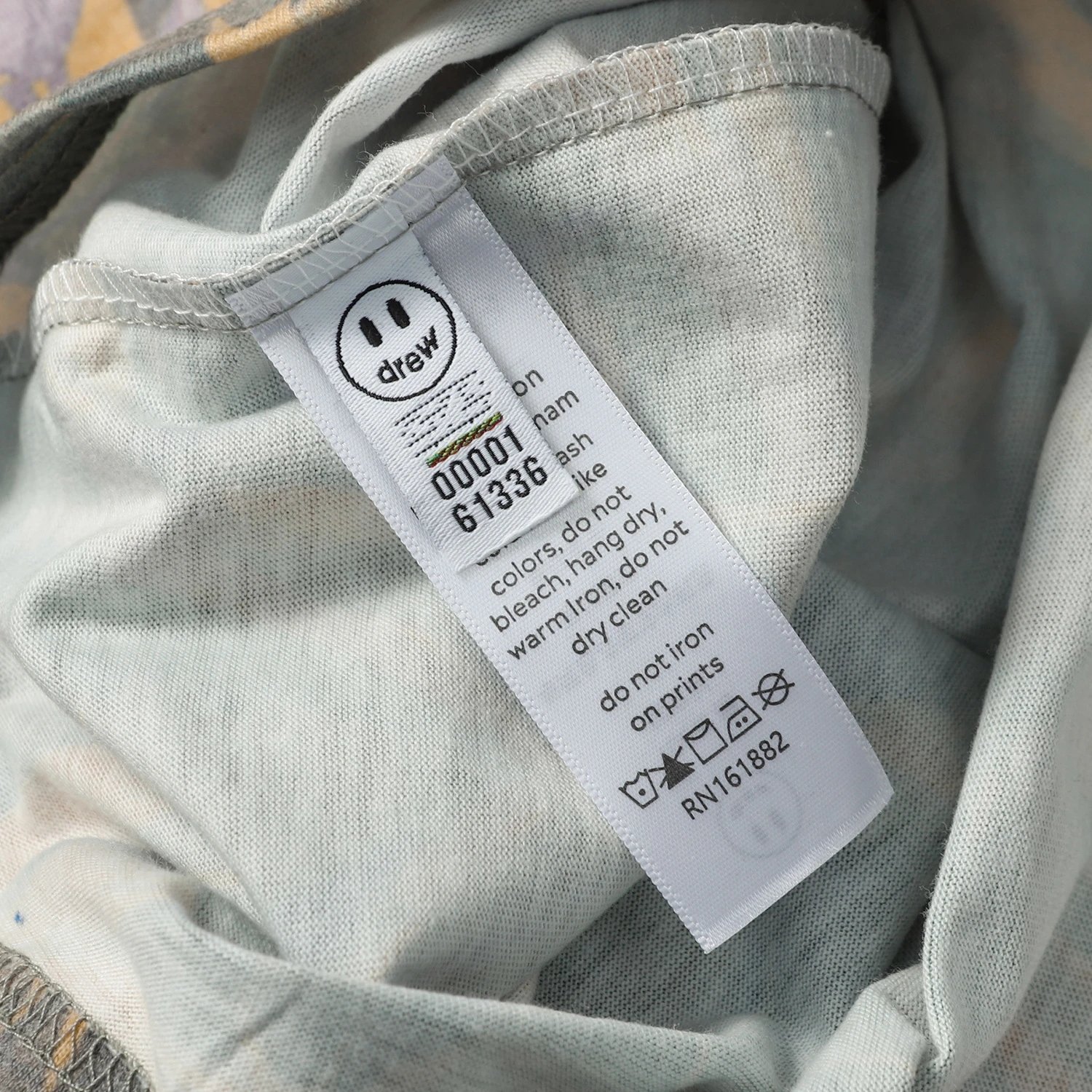 Bird of Paradise Graphic Tee Olive - Gallery Image 5 - Detailed View