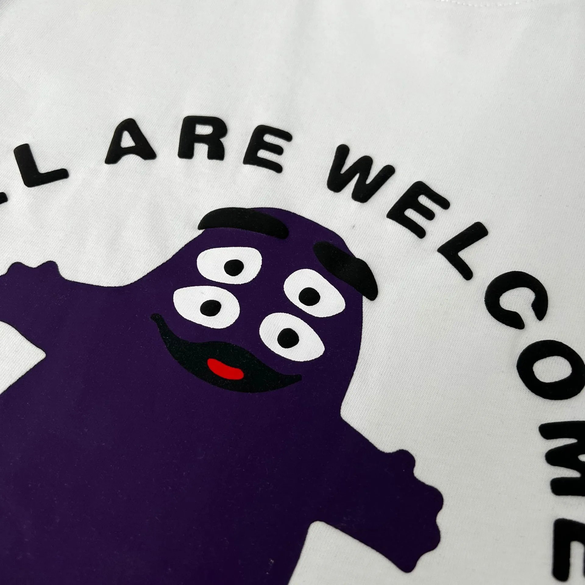 High Street Cotton Tee Snow White - Gallery Image 6 - Detailed View