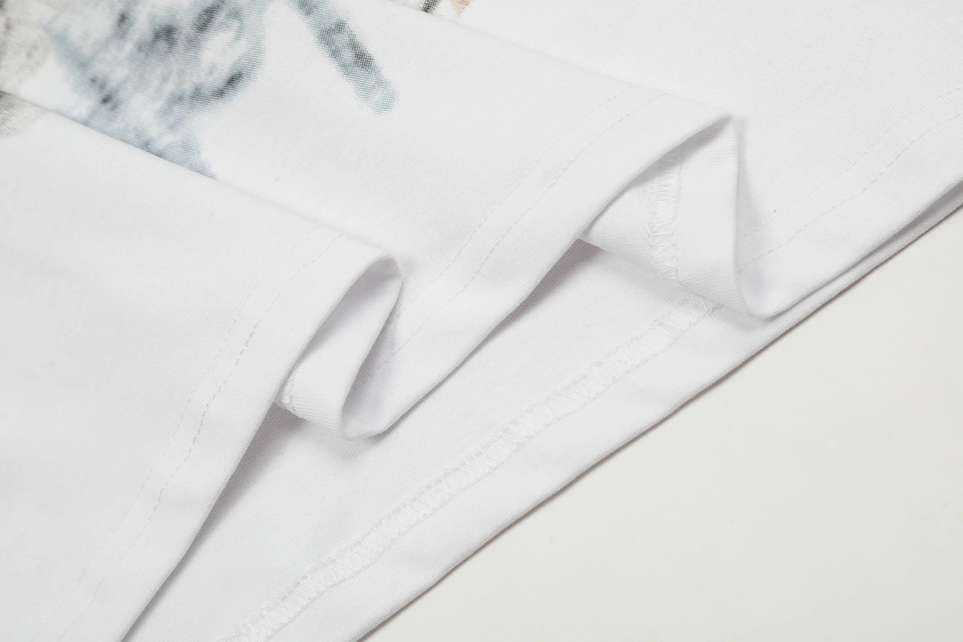 Street Graphic Demon Print Tee White - Gallery Image 10 - Detailed View