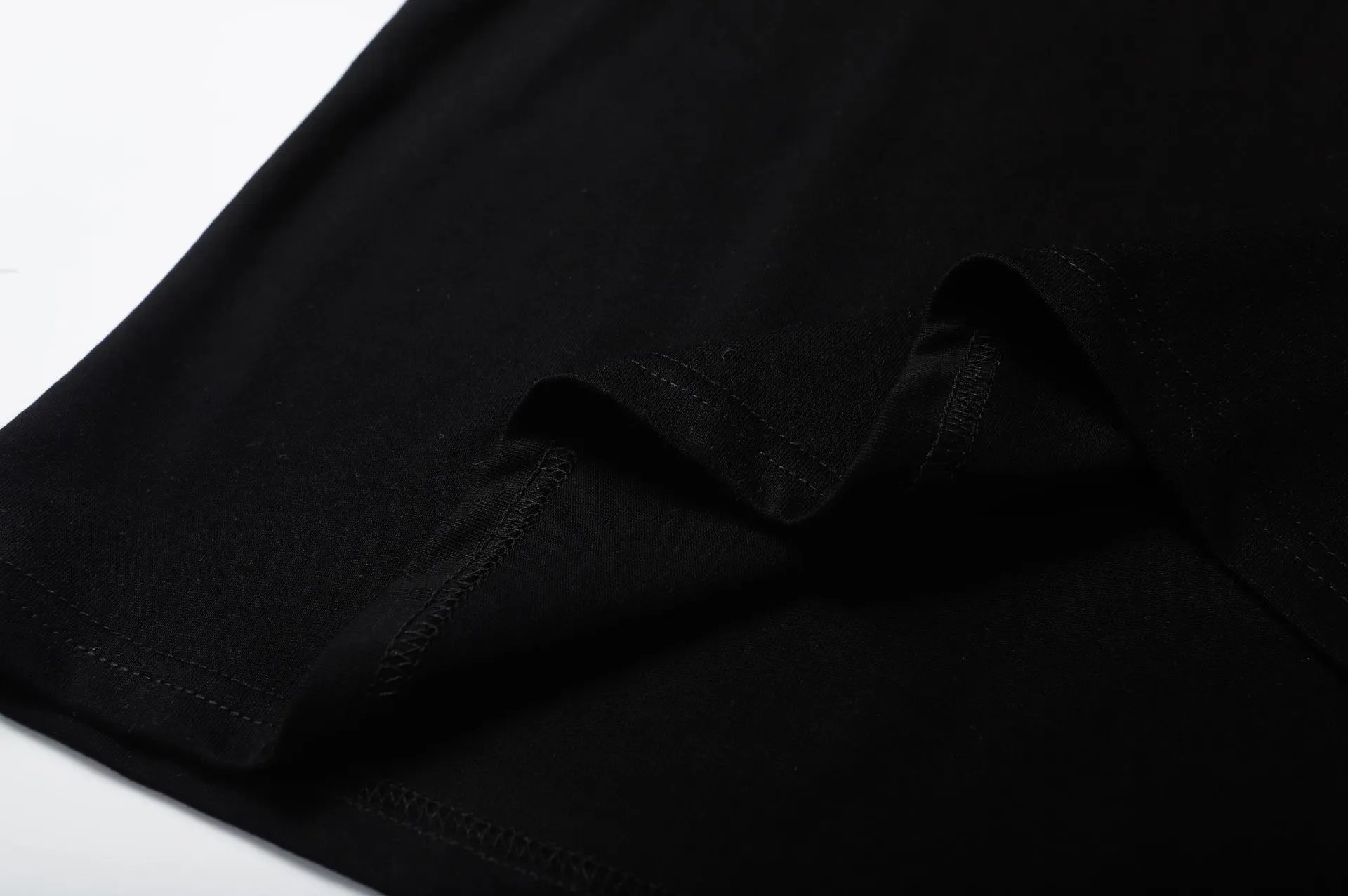 Street Daisy Graphic Cotton Tee Black - Gallery Image 6 - Detailed View