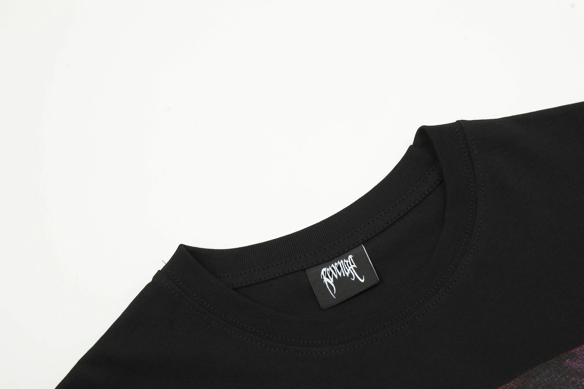 Vintage Graphic Handprint Tee Ivory Black - Gallery Image 6 - Detailed View