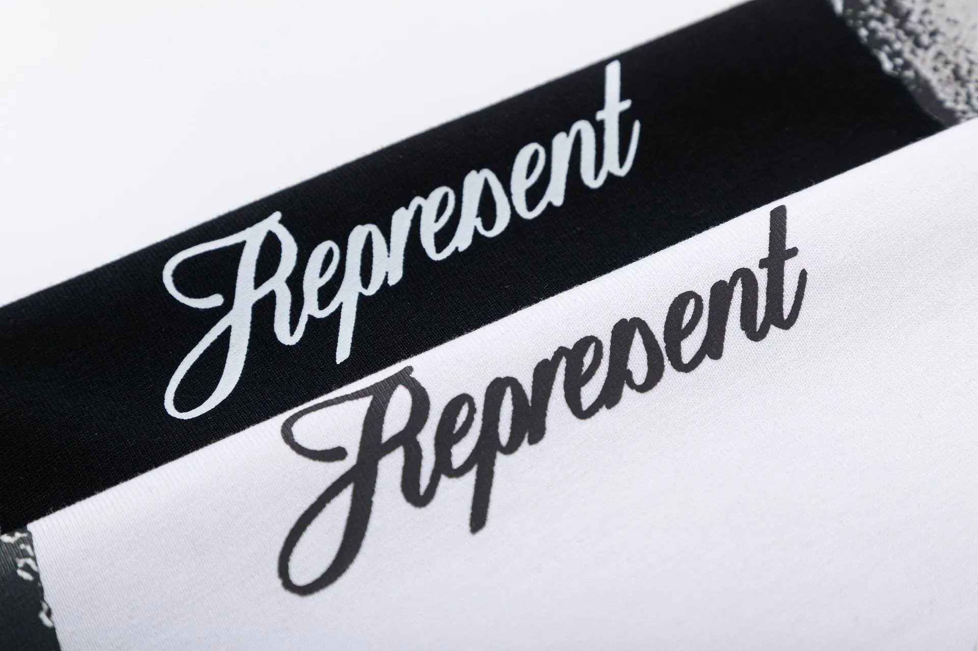 Represent Shark Graphic Tee Multicolor - Gallery Image 8 - Detailed View