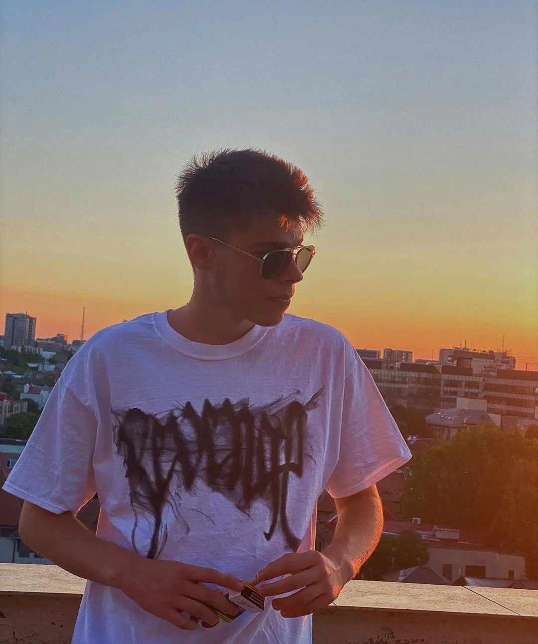 Gothic Smoke Skull T-Shirt Onyx - Gallery Image 14 - Detailed View