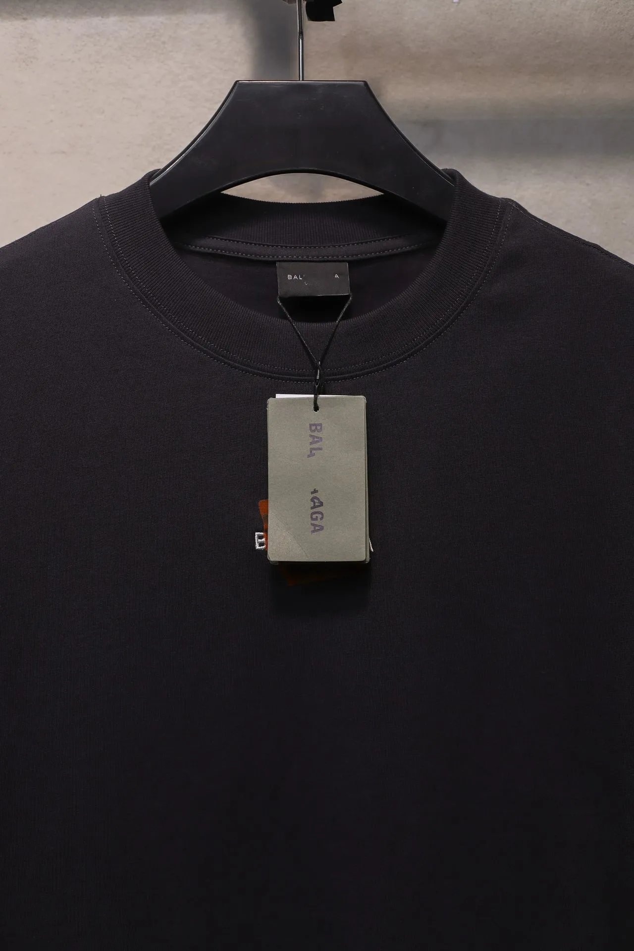 Casual Cotton Blend Short Sleeve Tee - Midnight Black - Gallery Image 5 - Detailed View