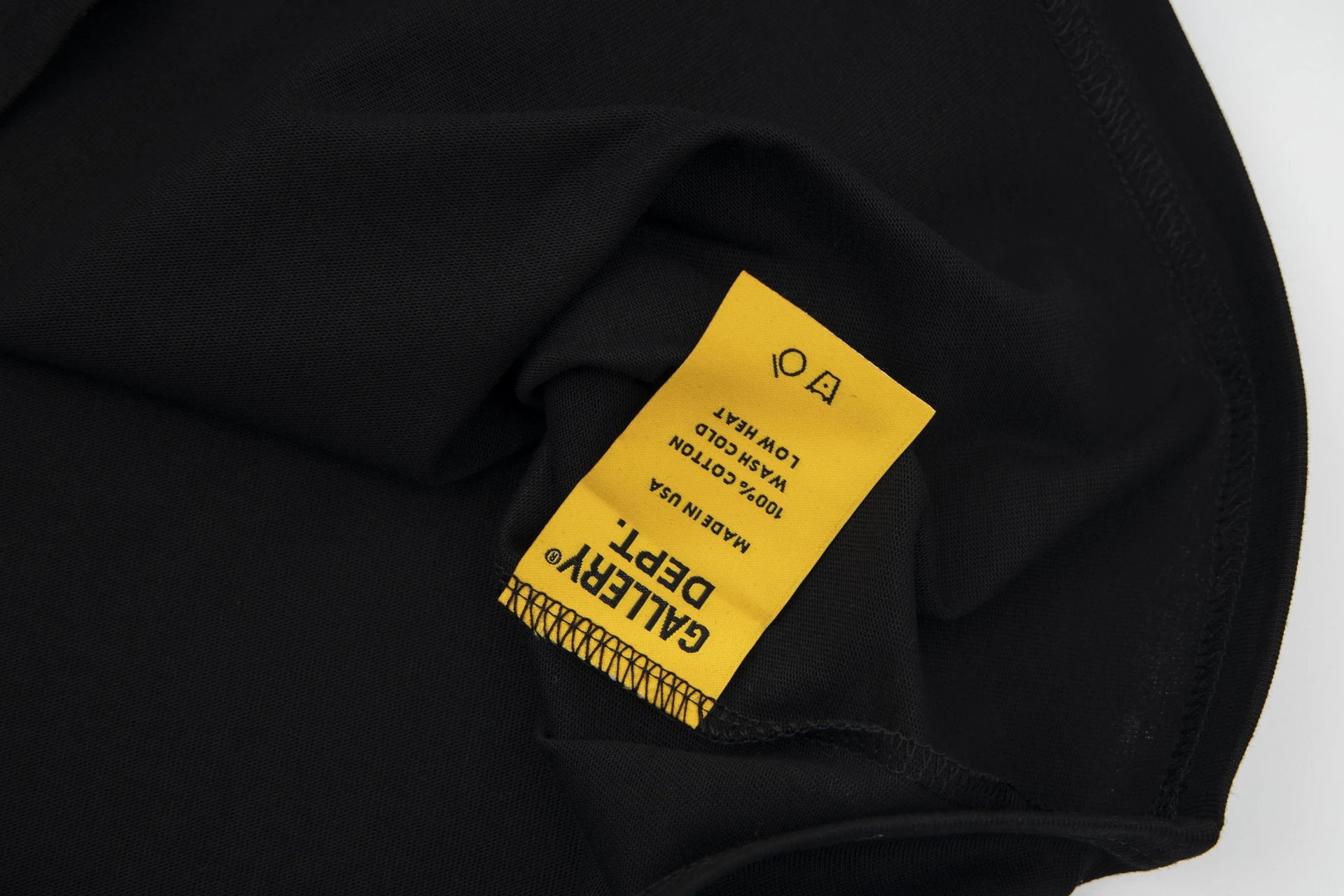 Gallery Dept. Logo Tee Multicolor - Gallery Image 11 - Detailed View