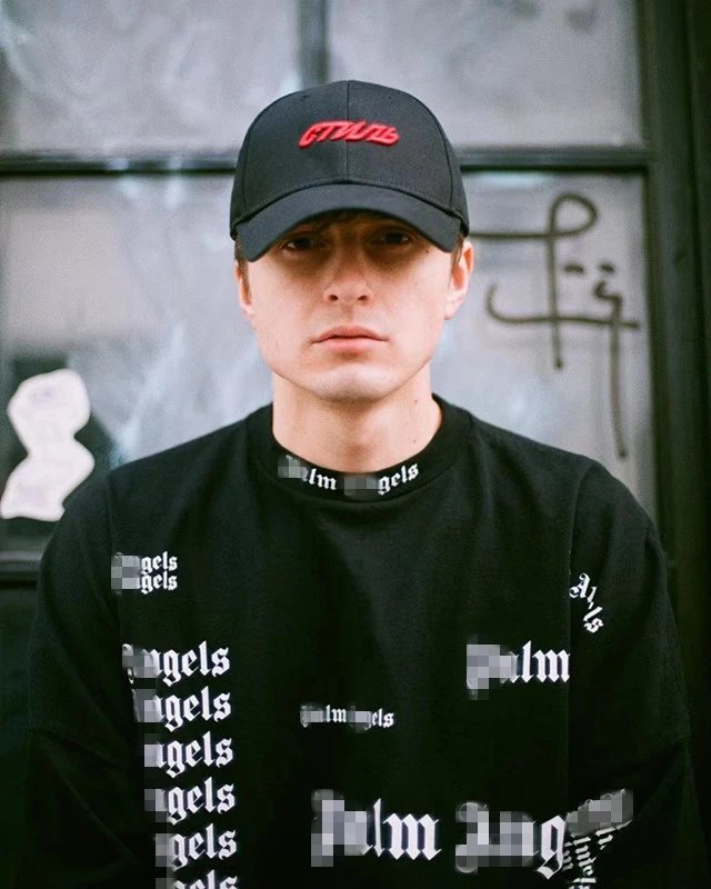 Streetwear Loose Graphic Cotton Tee Black Ivory - Gallery Image 14 - Detailed View