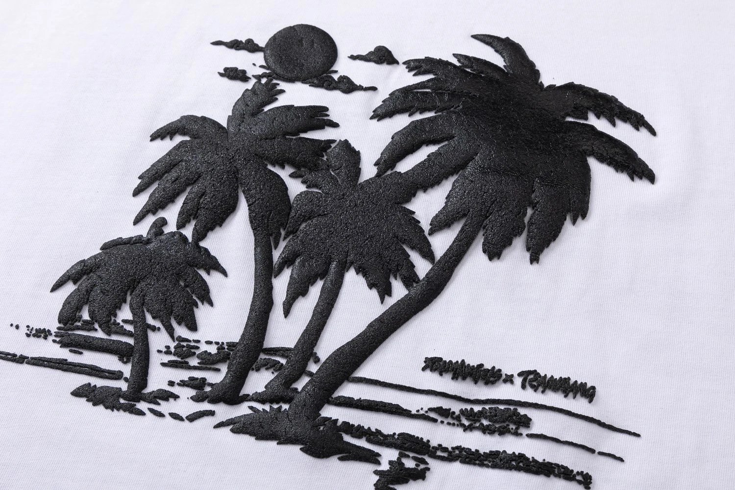 Streetwear Palm Tree Graphic Cotton Tee Black/White - Gallery Image 8 - Detailed View