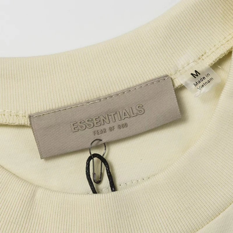 Streetwear Cotton Crewneck T-Shirt Olive Green - Gallery Image 13 - Detailed View