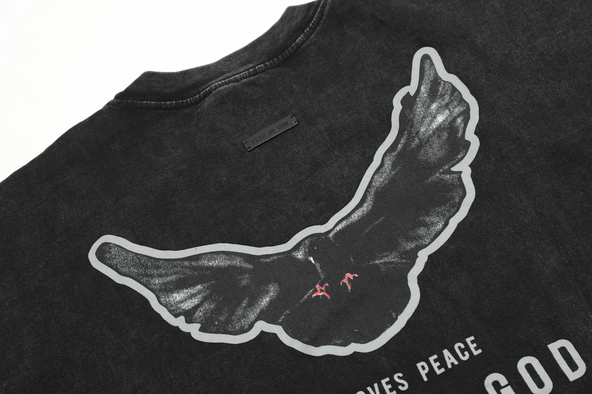 Vintage Washed Graphic Dove Tee Charcoal - Gallery Image 9 - Detailed View