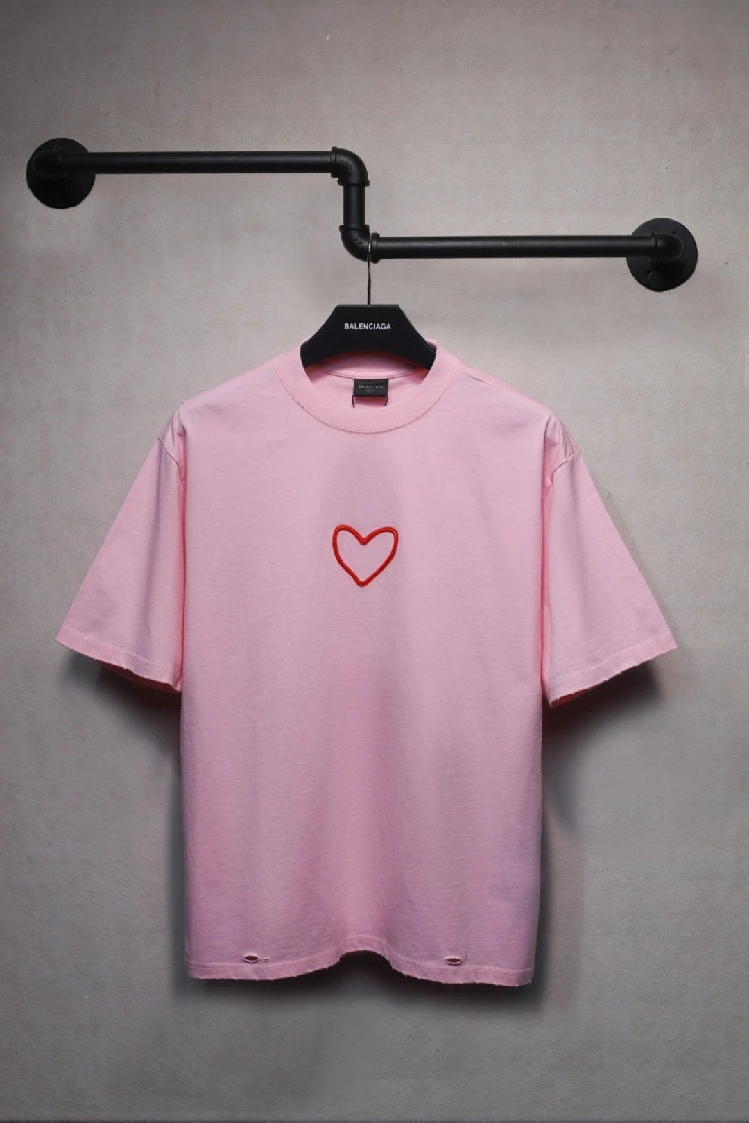 Distressed Heart Print Cotton Tee Unisex Rose - Related Product - Cnfans