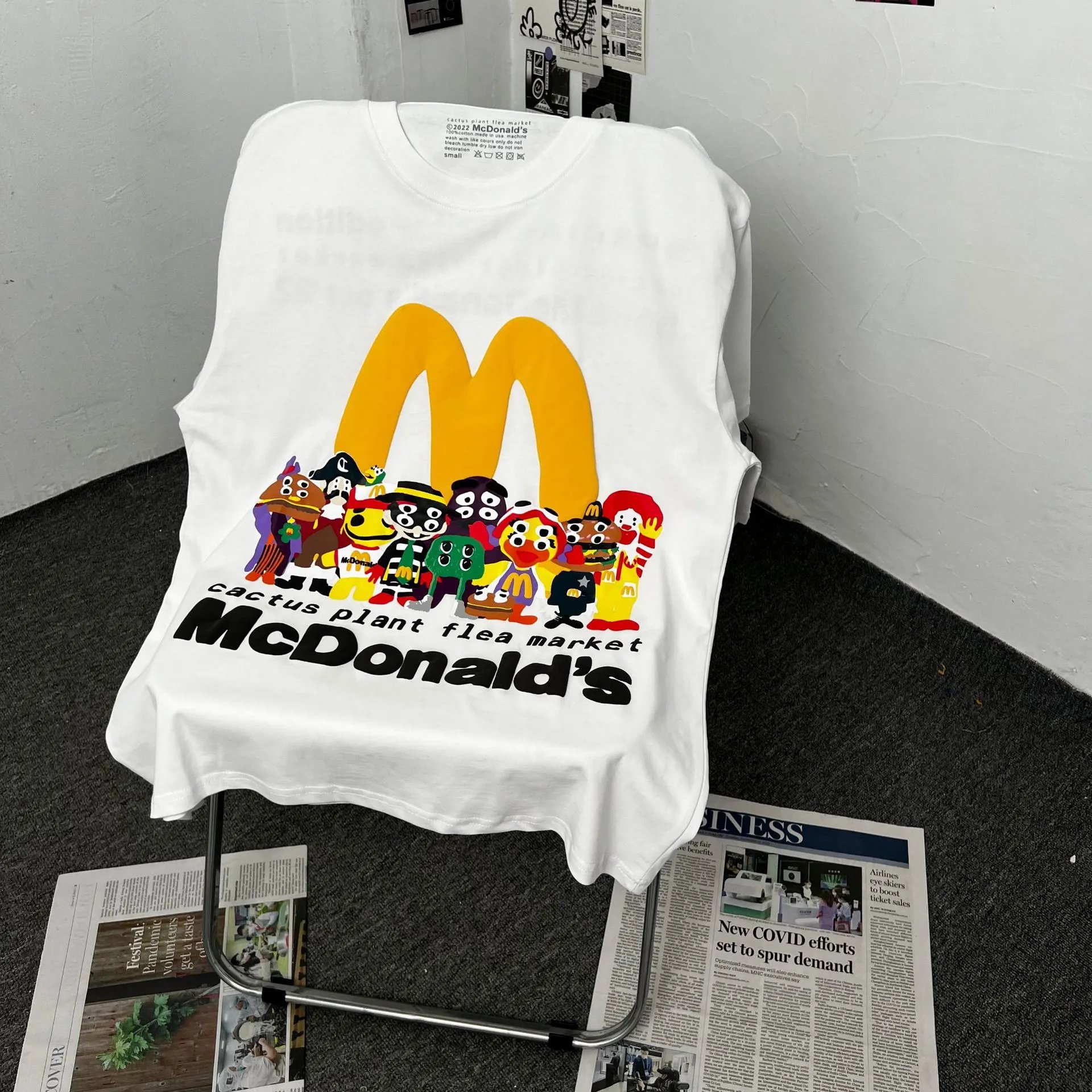 High Street Graphic Tee Snow White - Related Product - Cnfans