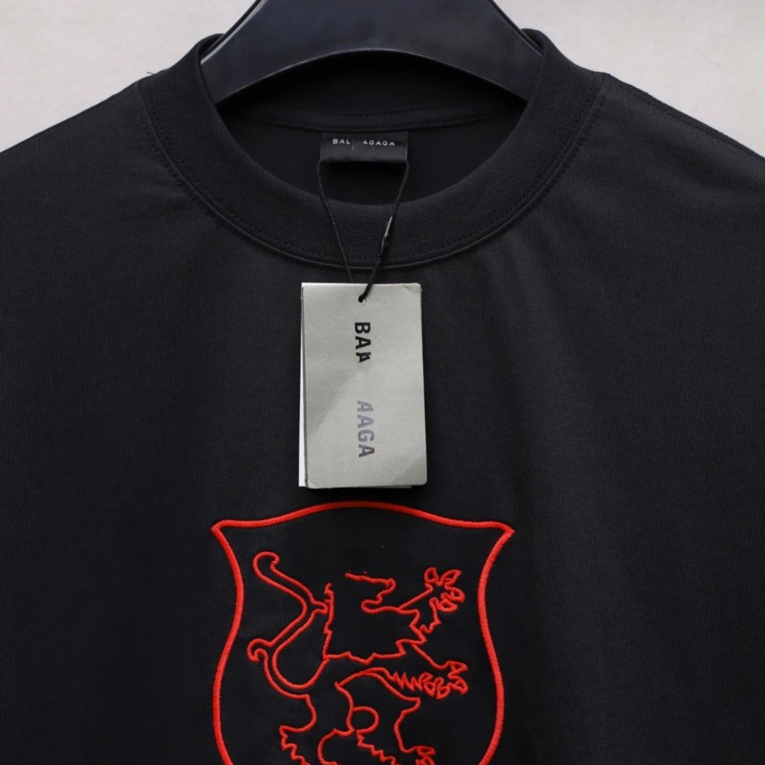 Balenciaga 25SS Embroidered Tee Black - Gallery Image 3 - Detailed View