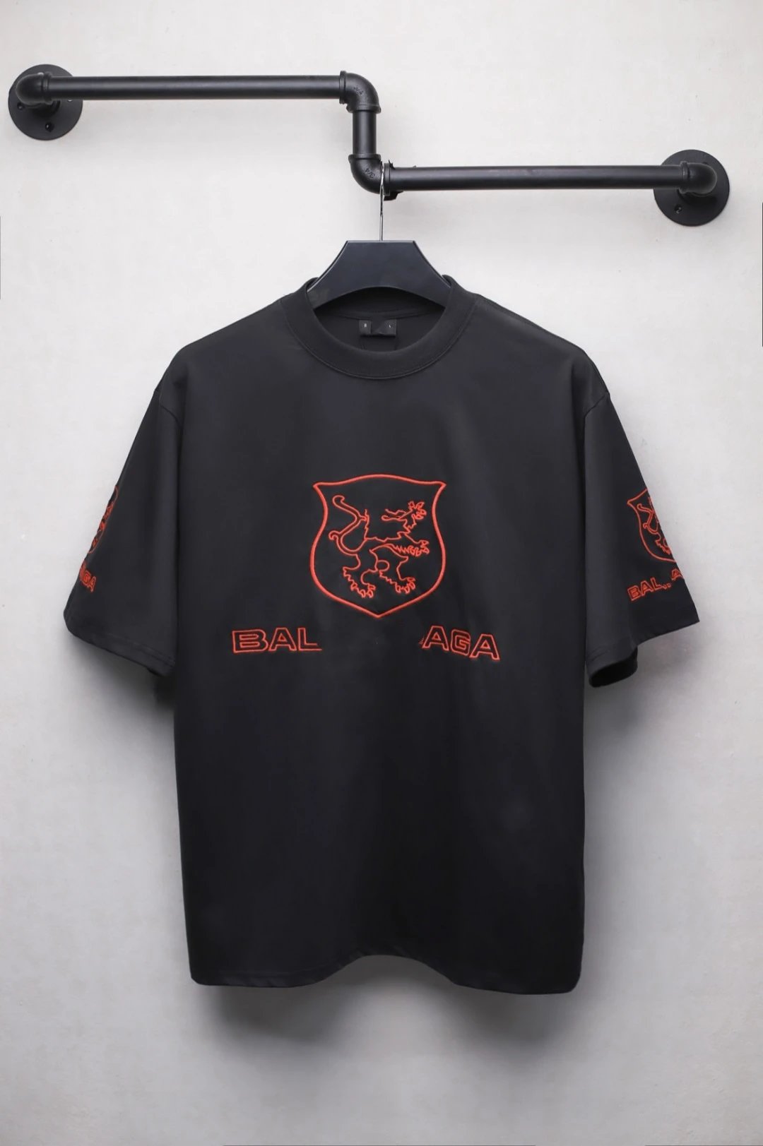 Balenciaga 25SS Embroidered Tee Black - High Quality Product Image - Cnfans