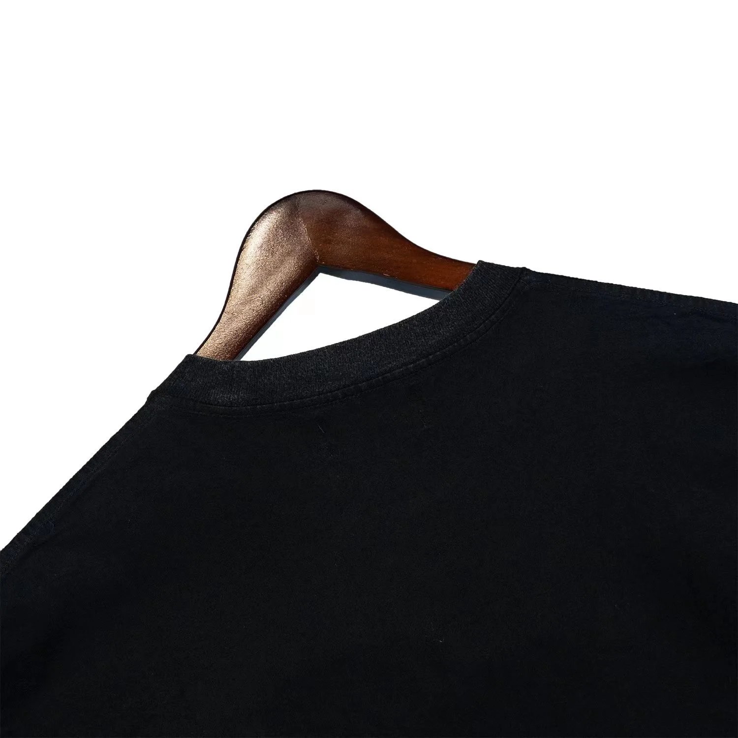 Represent Shark Tee Black - Gallery Image 5 - Detailed View