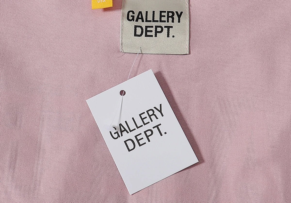 Gallery Dept Gold Print T-Shirt Pink - Gallery Image 10 - Detailed View