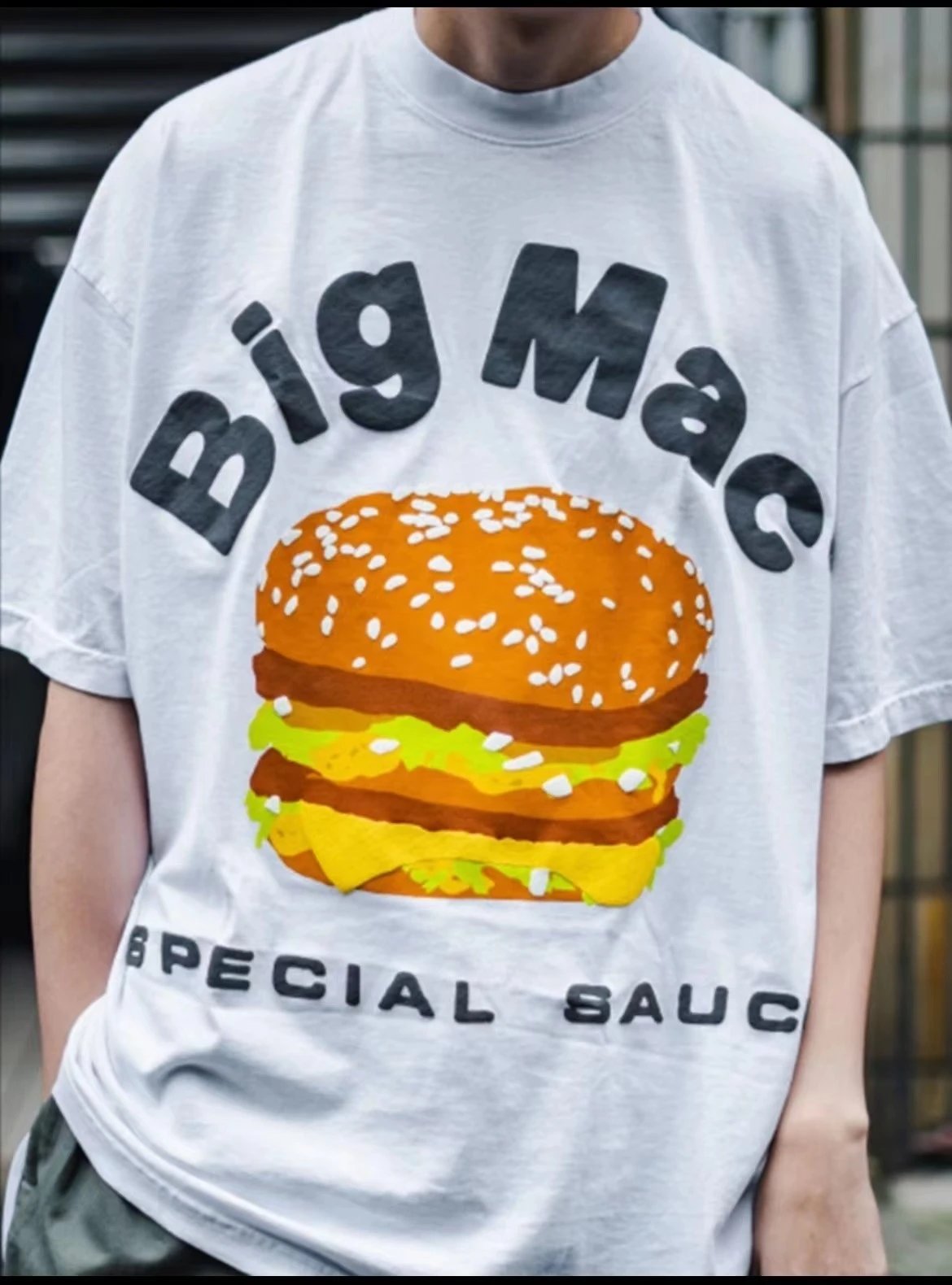 Graphic Cotton T-Shirt Ivory - Gallery Image 4 - Detailed View