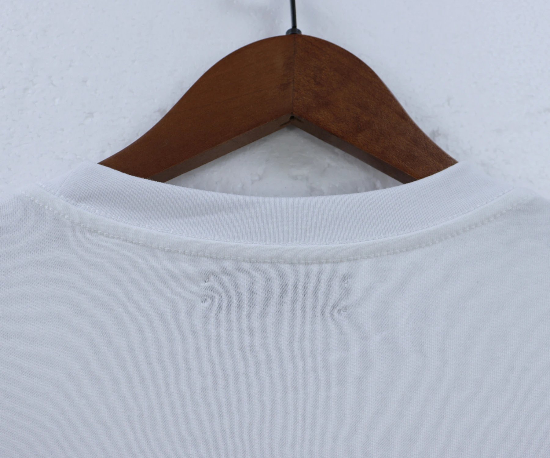 Amiri T-Shirt with Logo Print Black - Gallery Image 8 - Detailed View