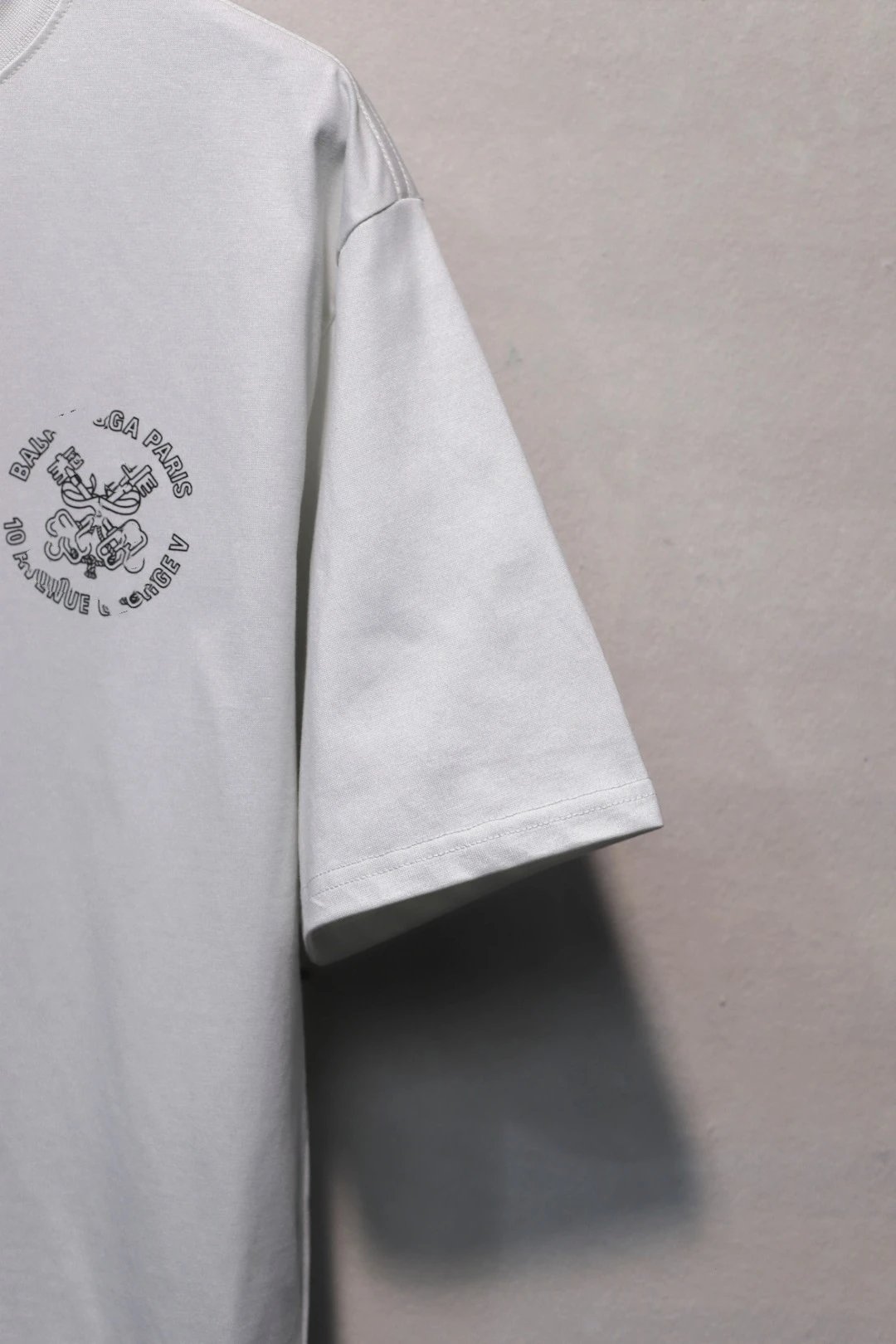 Unisex Oversized Graphic Print SS Tee Streetwear Onyx Black - Gallery Image 6 - Detailed View