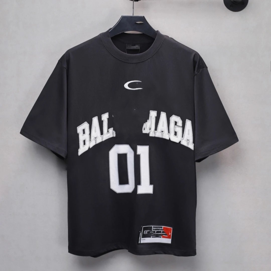 Unisex Oversized 01 Graphic Jersey Tee Anthracite - Gallery Image 1 - Detailed View