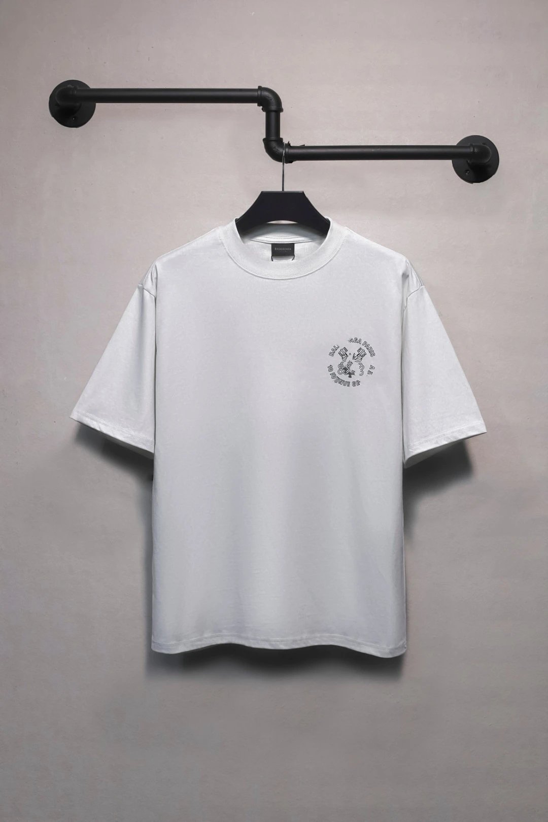 Unisex Oversized Graphic Print SS Tee Streetwear Onyx Black - Balenciaga - Cnfans - $28.39