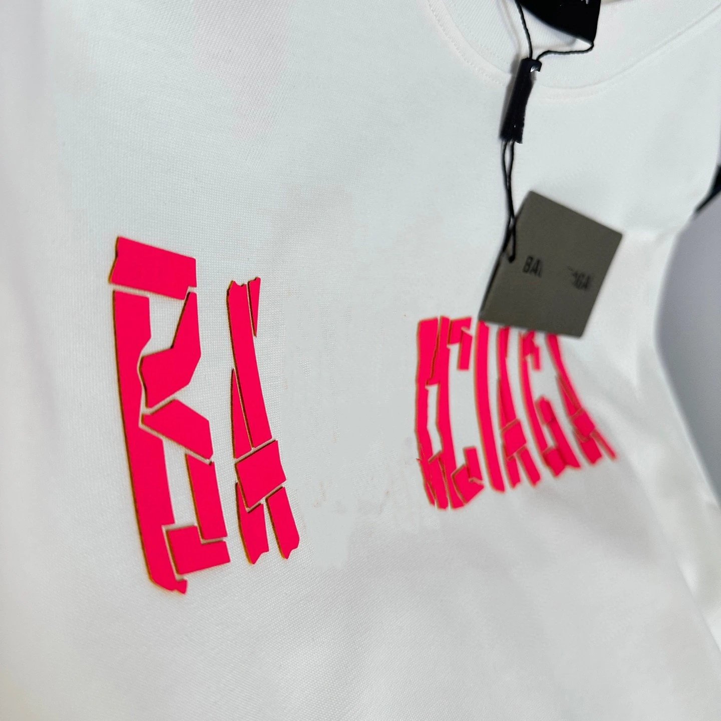 Unisex Oversized Graphic Cotton Tee, Fuchsia - Gallery Image 3 - Detailed View