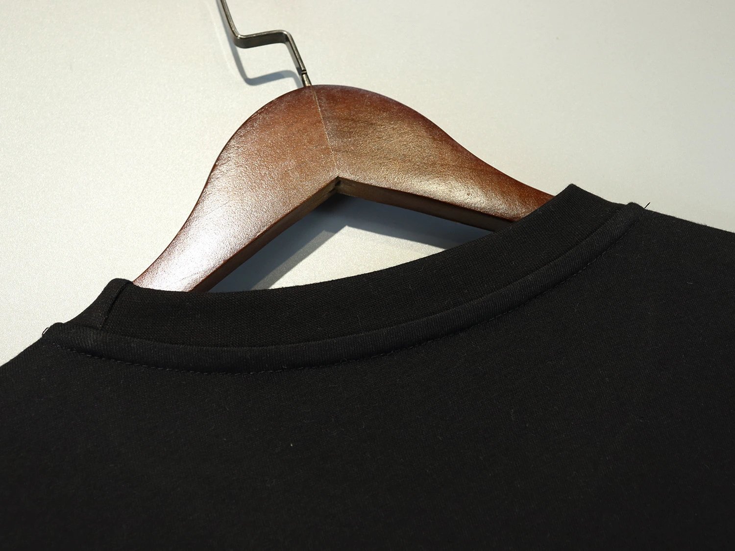 Graffiti Star Print Streetwear Tee Black - Gallery Image 9 - Detailed View