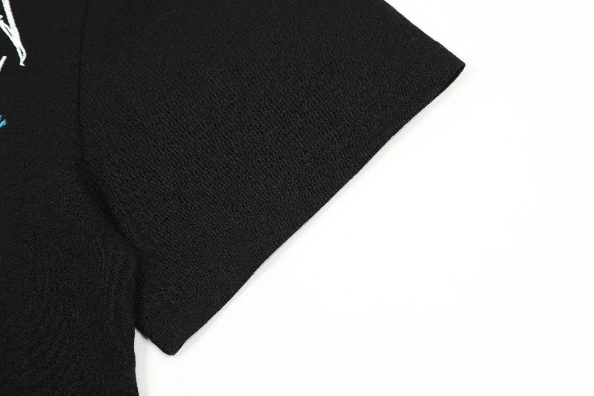 Street Style Graphic Cotton Tee Off White - Gallery Image 11 - Detailed View