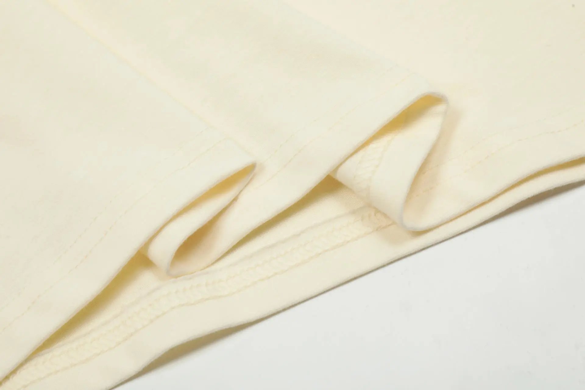 High Street Hip Hop Loose Tee in Ivory - Gallery Image 11 - Detailed View