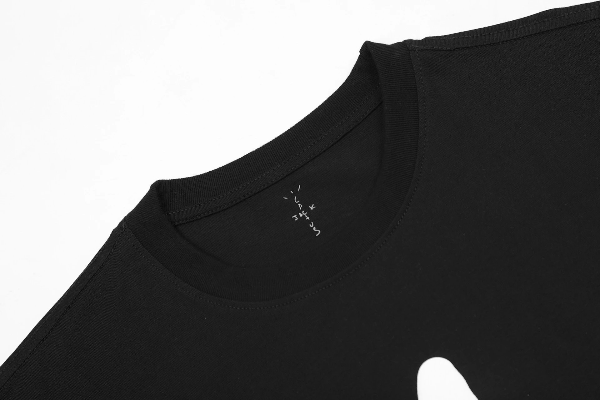 Streetwear Foam Print Staff T-Shirt Jet Black - Gallery Image 7 - Detailed View