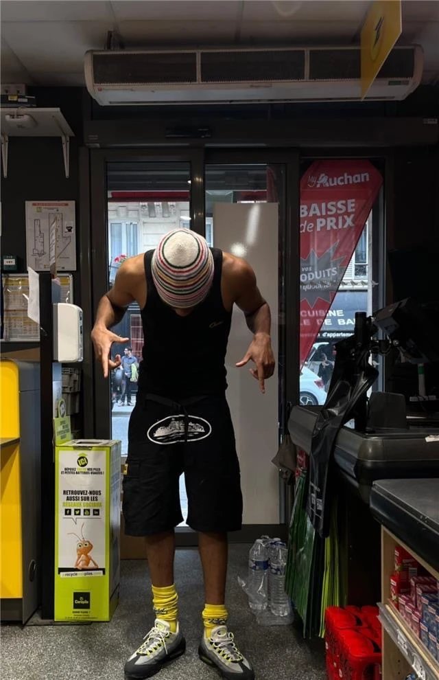 SSSaint Louis Cargo Shorts with Belt  - Gallery Image 11 - Detailed View