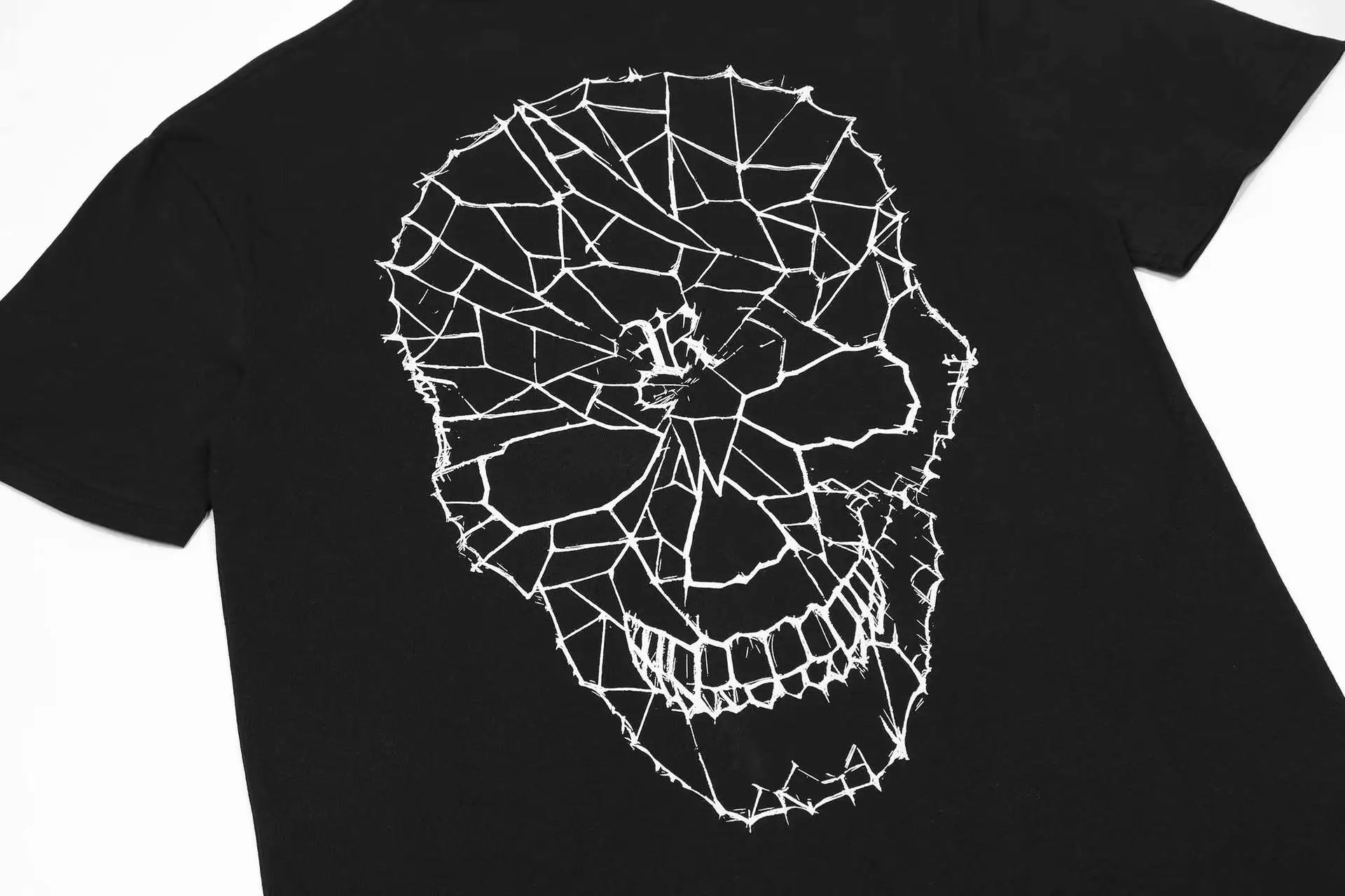 High Street Skull Print Tee Beige - Gallery Image 9 - Detailed View