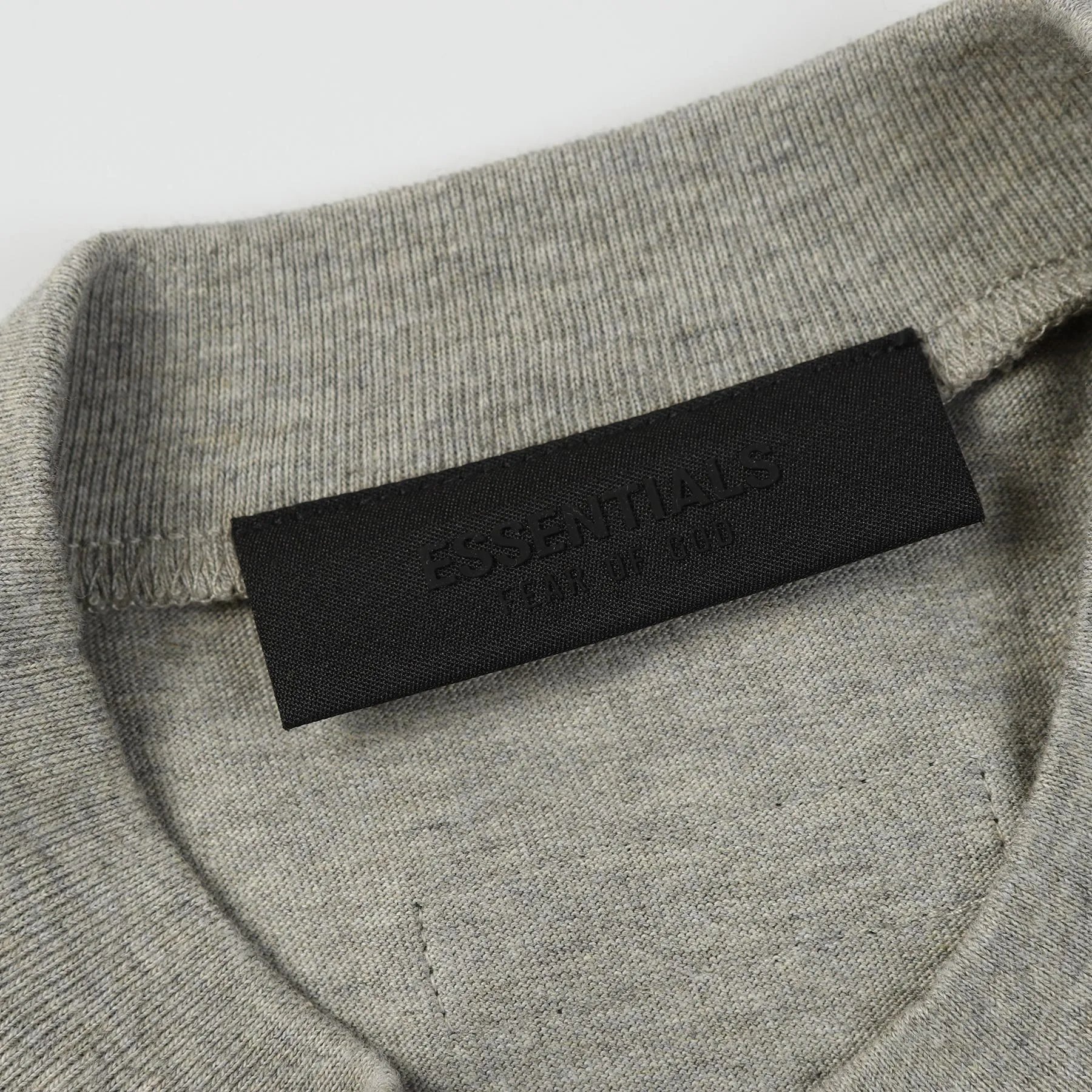 High Street Cotton Tee in Slate - Gallery Image 12 - Detailed View