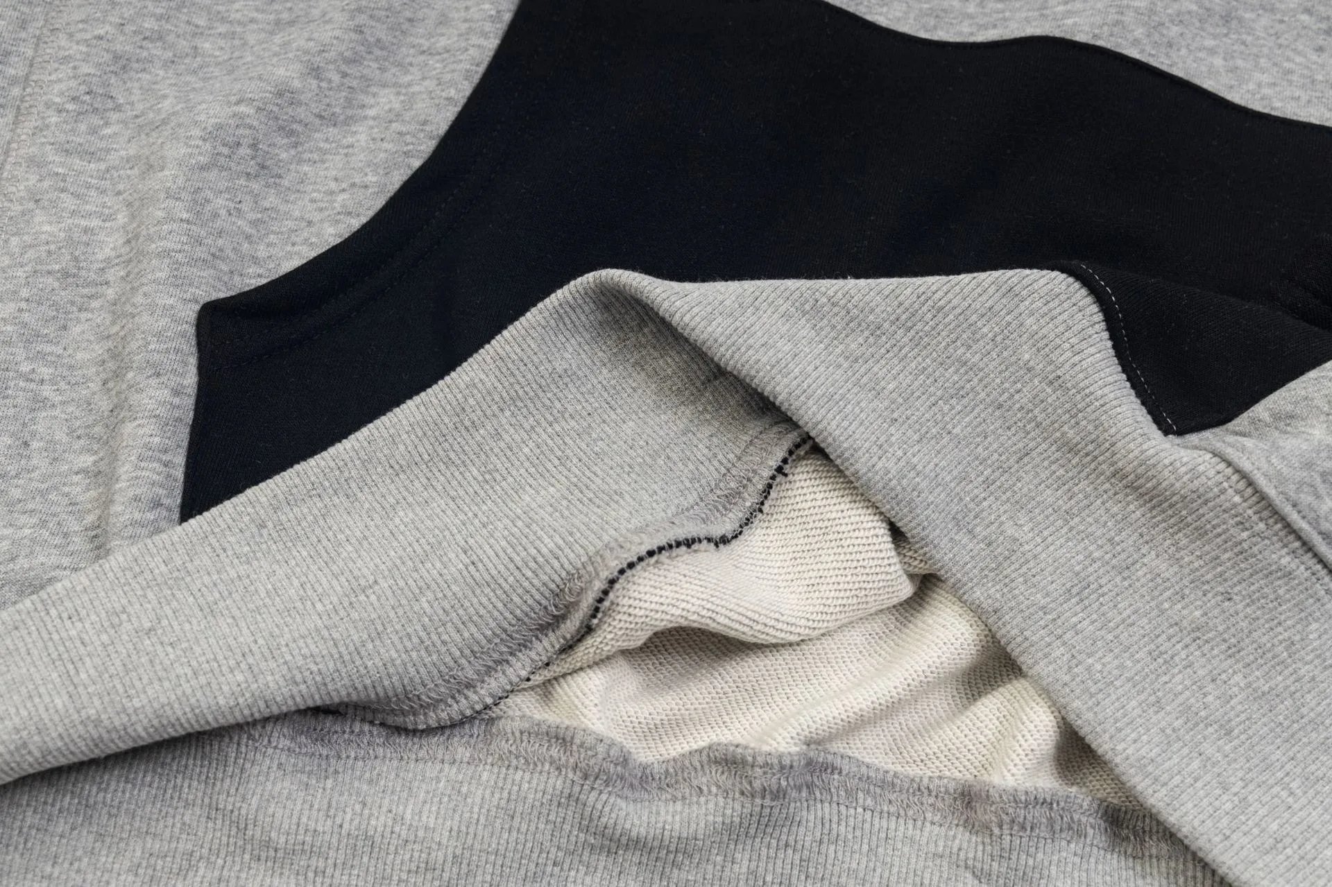 Gallery Dept Sleeveless Hoodie Multi - Gallery Image 14 - Detailed View