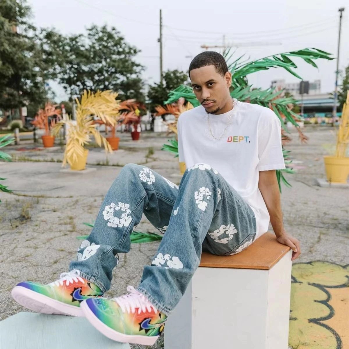 Gallery Dept Multi-color Tee White - Gallery Image 3 - Detailed View