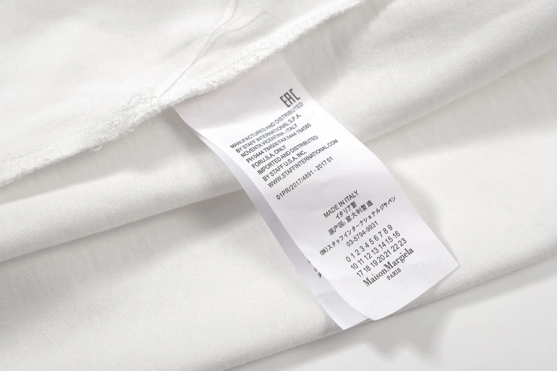 Maison Margiela Cotton Tee Multicolor - Gallery Image 13 - Detailed View
