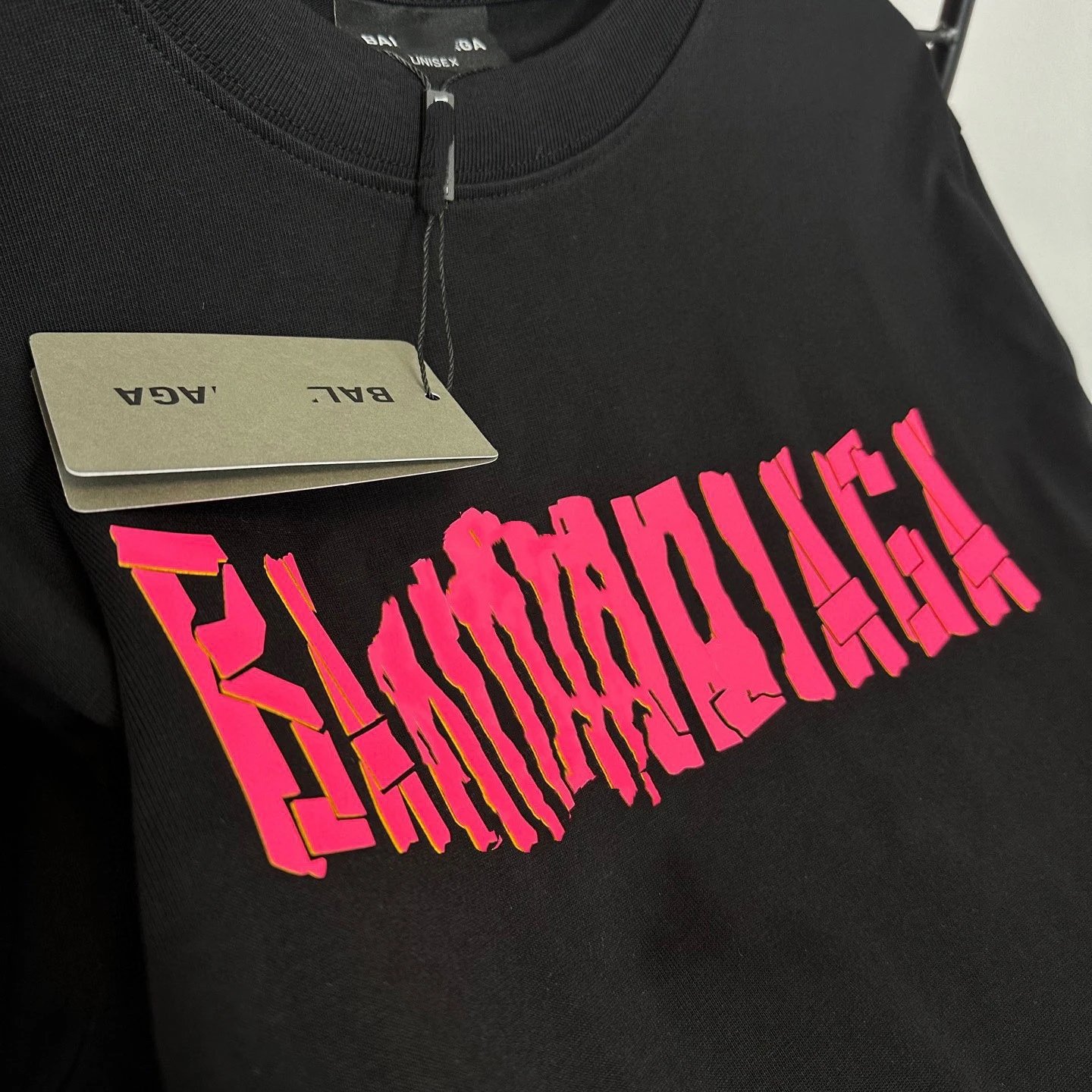 Unisex Oversized Graphic Cotton Tee, Fuchsia - Gallery Image 4 - Detailed View